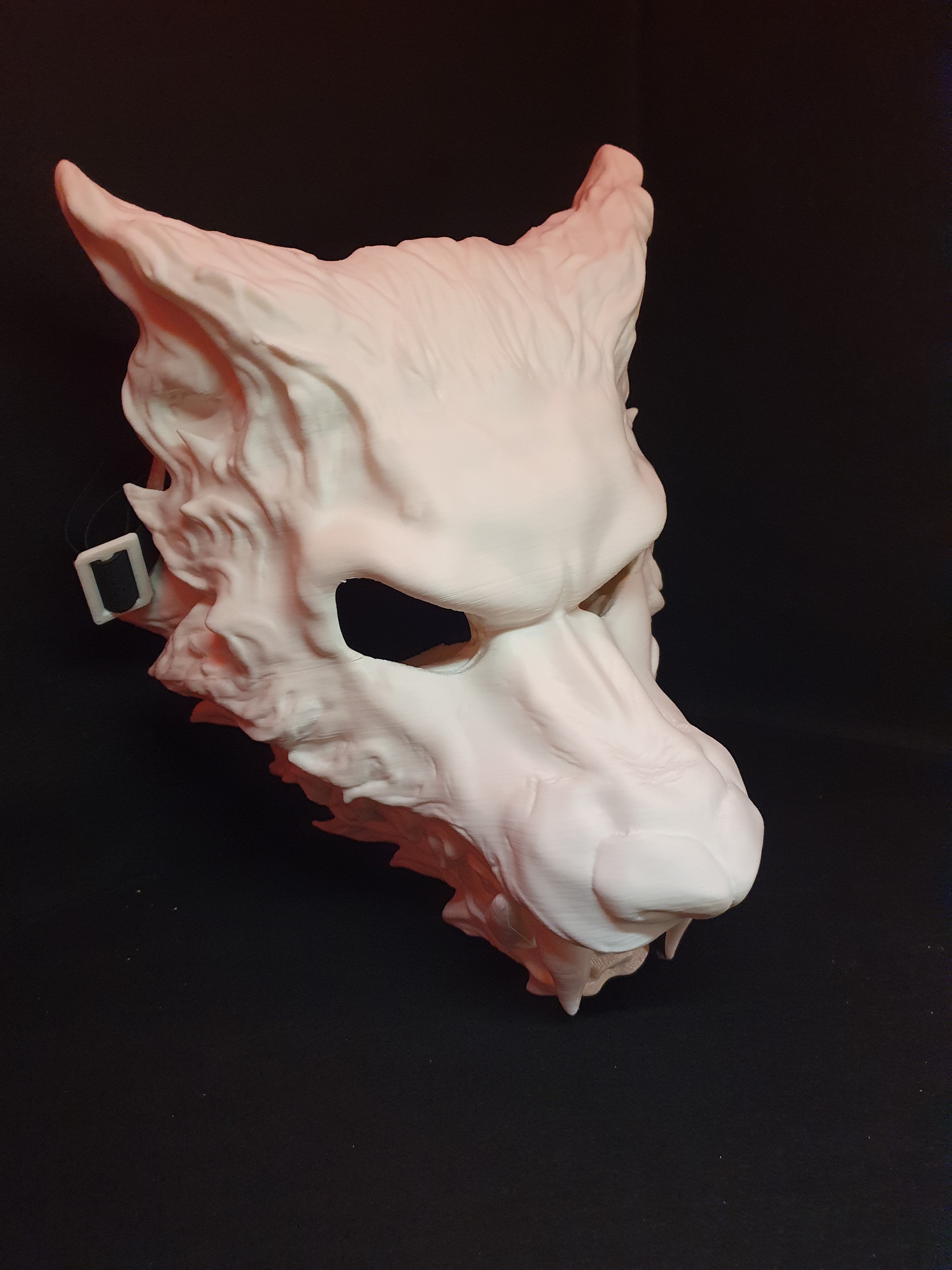 Wolf cosplay - Articulate 3D-printed wolf costume mask – Vortacs3D